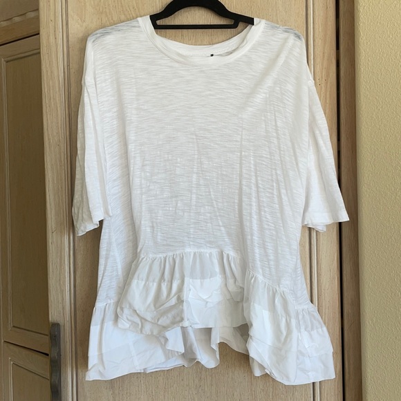 Anthropologie Tops - Anthropologie - Akemi & Kim White TShirt